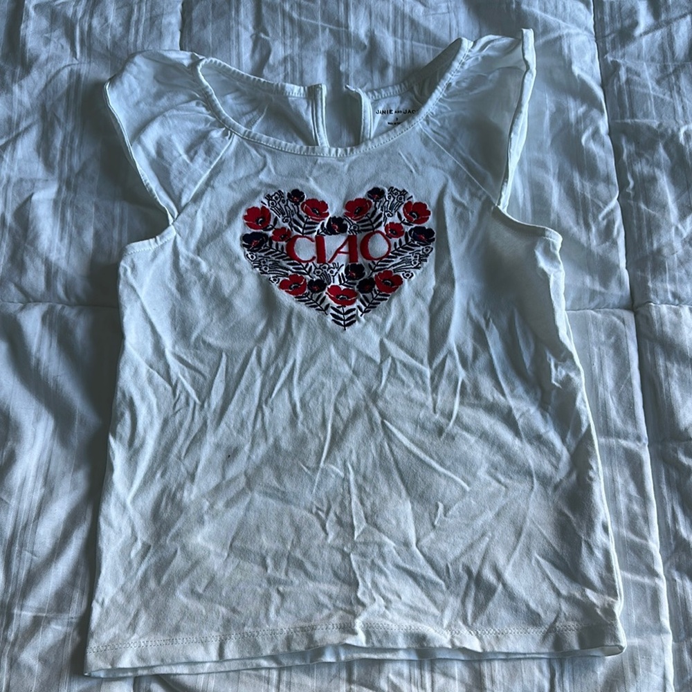 Janie and jack girls Kids White Sleeveless Top w Heart Design ciao embroidered